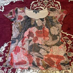 Sara Michelle Red and Black Paisley Short Sleeve Top